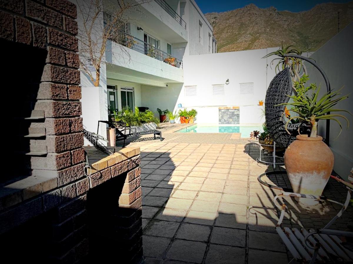 Bay-Side Apartment, Gordon'S Bay Buitenkant foto